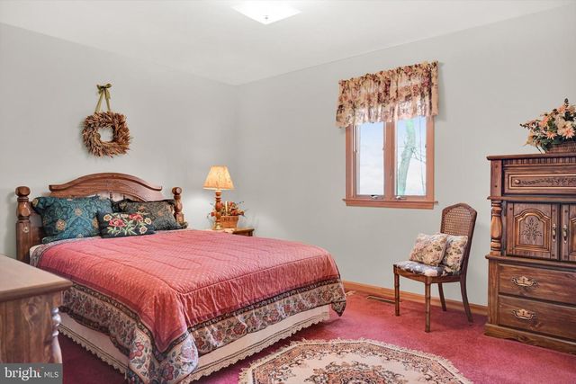 418 MOUNTAINSIDE RD, Temple, PA 19560