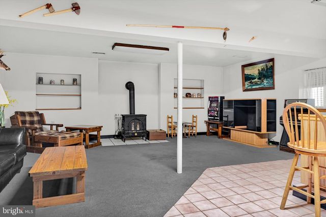 418 MOUNTAINSIDE RD, Temple, PA 19560