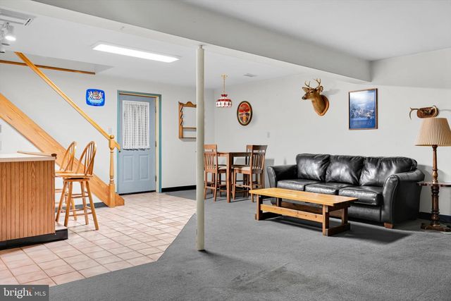 418 MOUNTAINSIDE RD, Temple, PA 19560