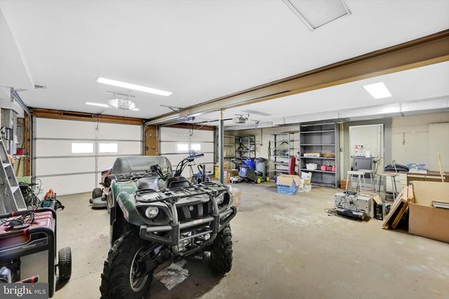 418 MOUNTAINSIDE RD, Temple, PA 19560