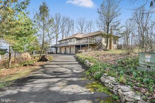 418 MOUNTAINSIDE RD, Temple, PA 19560