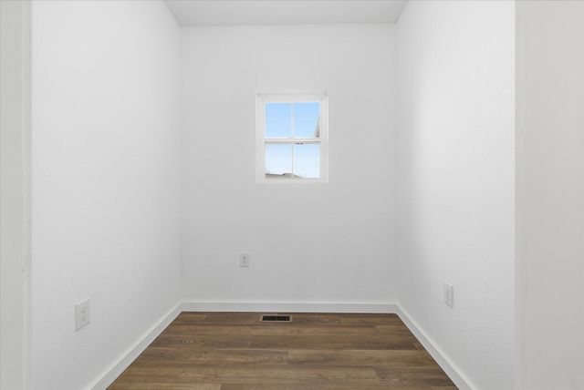 2707 Mayfield Drive, Mountain Grove, MO 65711