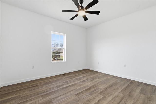 2707 Mayfield Drive, Mountain Grove, MO 65711