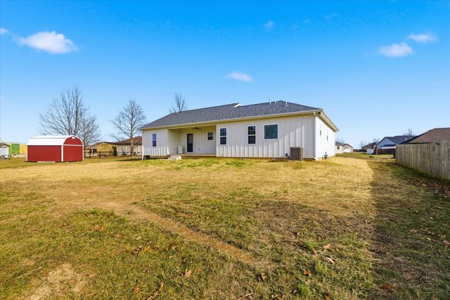 2707 Mayfield Drive, Mountain Grove, MO 65711