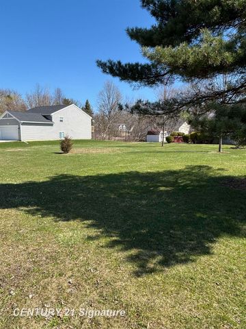 000 Pine Creek Drive, Burton, MI 48519