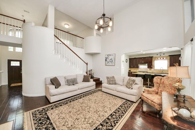 922 Bayhill Drive, Sugar Land, TX 77479