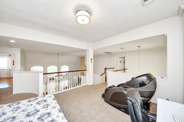 922 Bayhill Drive, Sugar Land, TX 77479