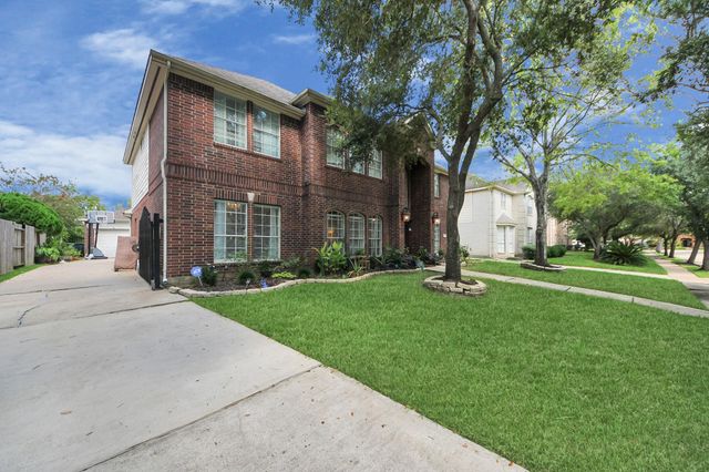 922 Bayhill Drive, Sugar Land, TX 77479