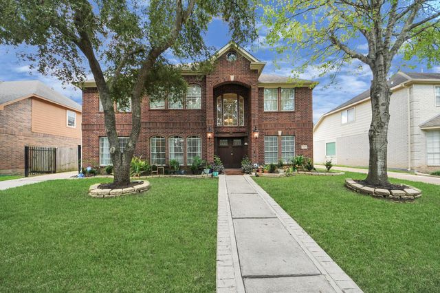 922 Bayhill Drive, Sugar Land, TX 77479
