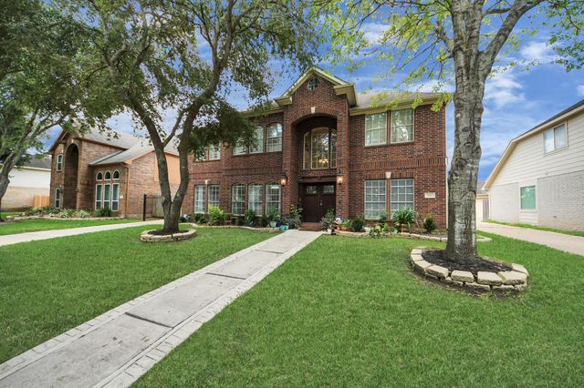 922 Bayhill Drive, Sugar Land, TX 77479