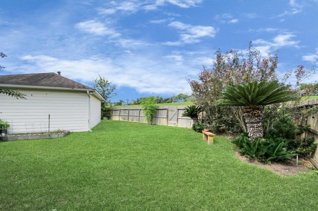 922 Bayhill Drive, Sugar Land, TX 77479