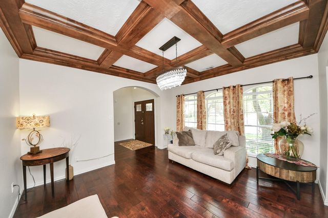 922 Bayhill Drive, Sugar Land, TX 77479