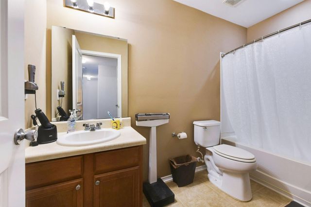 607 Grassy Hill Road, Summerville, SC 29483