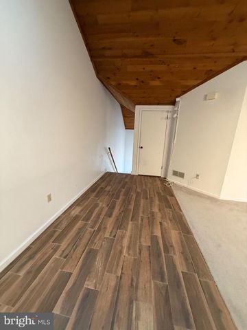 453 BROWN BRIAR CIR, Horsham, PA 19044