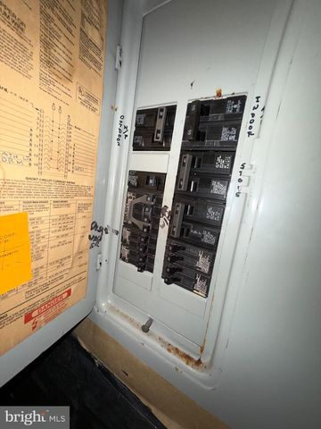 453 BROWN BRIAR CIR, Horsham, PA 19044