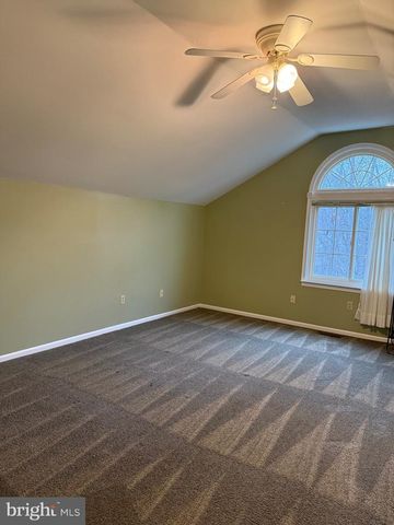 453 BROWN BRIAR CIR, Horsham, PA 19044