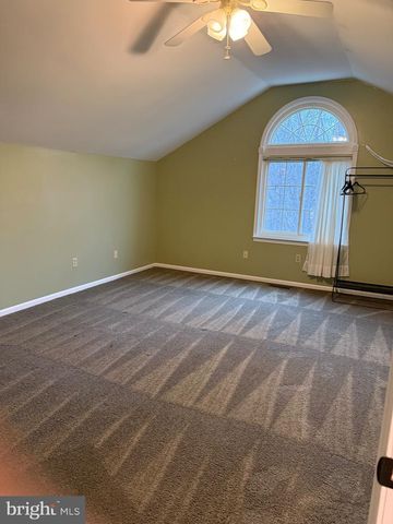 453 BROWN BRIAR CIR, Horsham, PA 19044