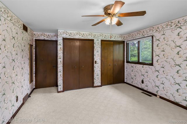 9050 Earhart Road, Northfield Township, MI 48178