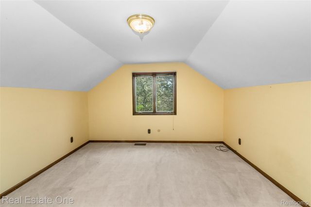 9050 Earhart Road, Northfield Township, MI 48178