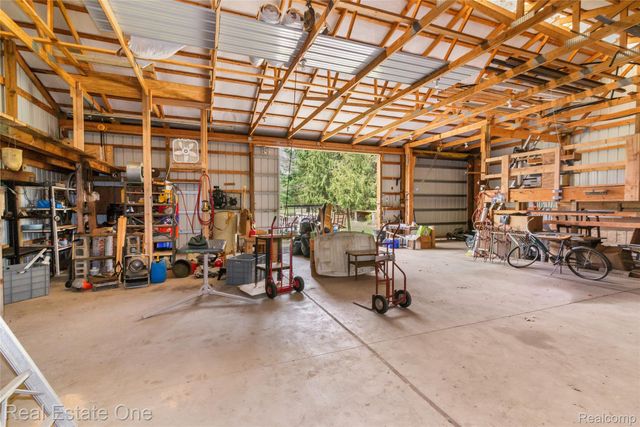 9050 Earhart Road, Northfield Township, MI 48178