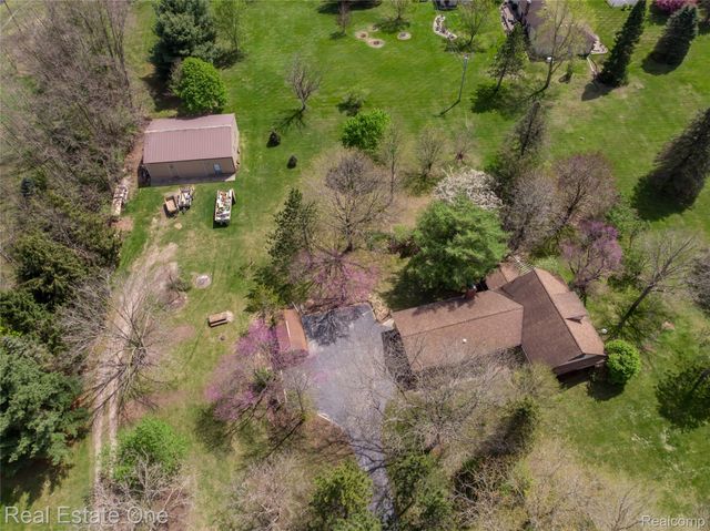 9050 Earhart Road, Northfield Township, MI 48178