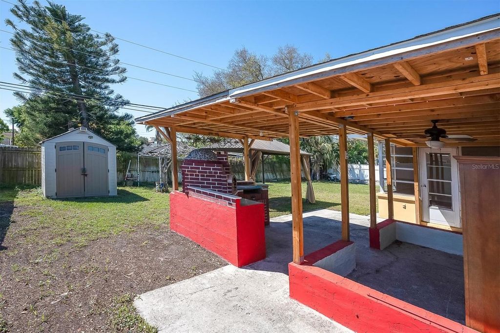 Image 23 of property listing at 2214 DUNCAN DRIVE, Belleair Bluffs, FL 33770