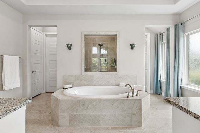 1301 Appaloosa Drive, Aubrey, TX 76227