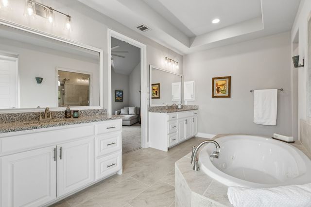 1301 Appaloosa Drive, Aubrey, TX 76227