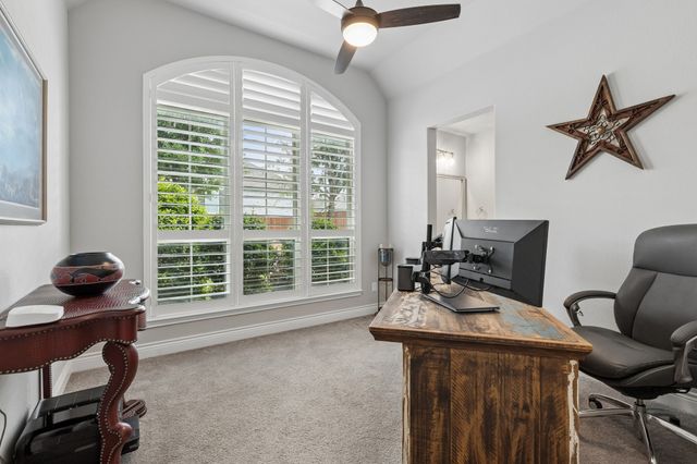 1301 Appaloosa Drive, Aubrey, TX 76227