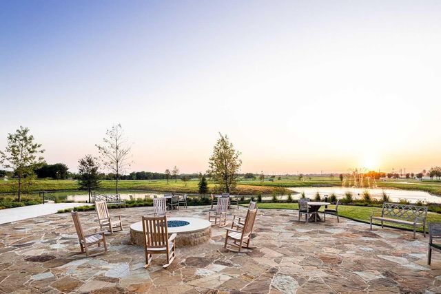 1301 Appaloosa Drive, Aubrey, TX 76227