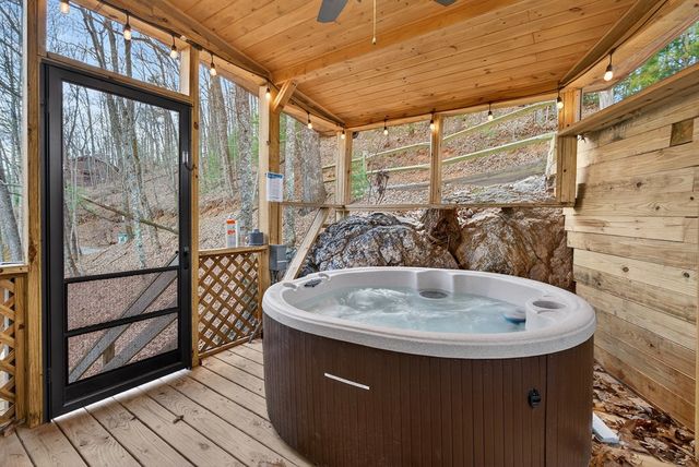 980 Bell Camp Ridge Road, Blue Ridge, GA 30513