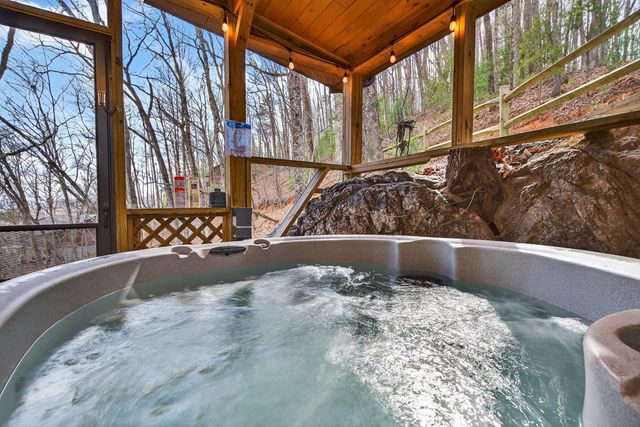 980 Bell Camp Ridge Road, Blue Ridge, GA 30513