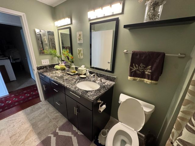 6676 Lagrange Drive, 46E, Canal Winchester, OH 43110