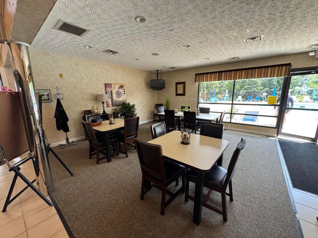 6676 Lagrange Drive, 46E, Canal Winchester, OH 43110