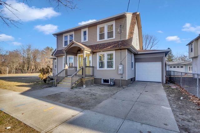 3 Norfolk St, Springfield, MA 01109