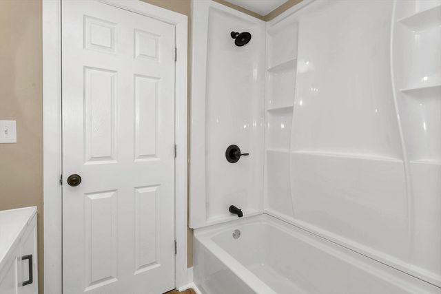 3 Norfolk St, Springfield, MA 01109