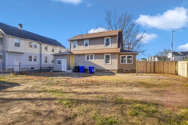 3 Norfolk St, Springfield, MA 01109