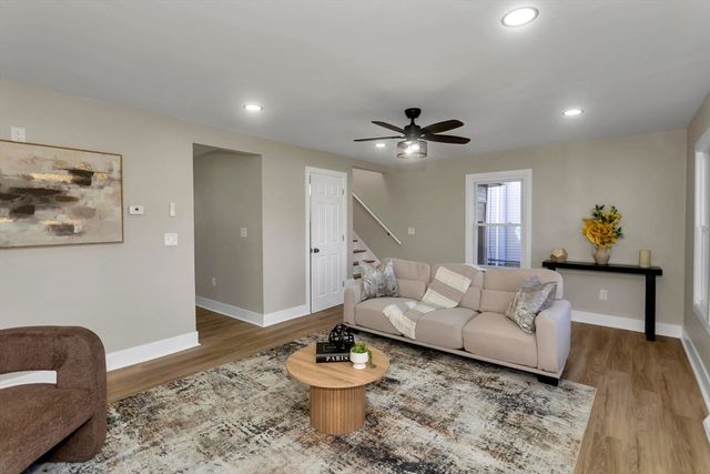 3 Norfolk St, Springfield, MA 01109