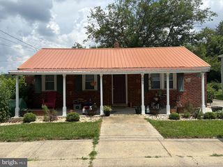 695 SOUTH ST, Townsend, DE 19734