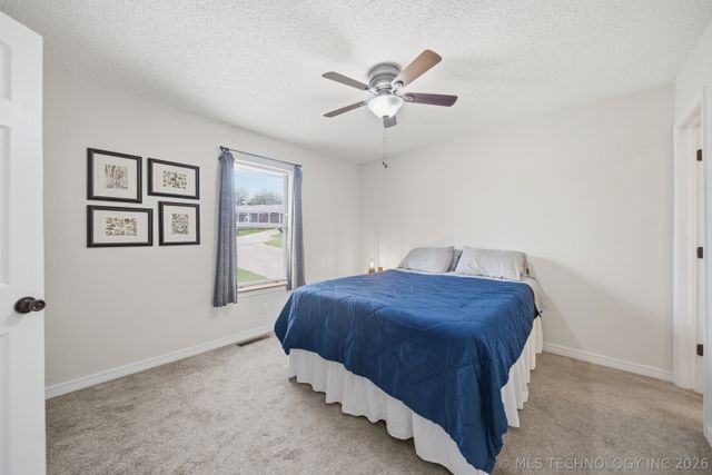 403 S 208th West Avenue, Sand Springs, OK 74063