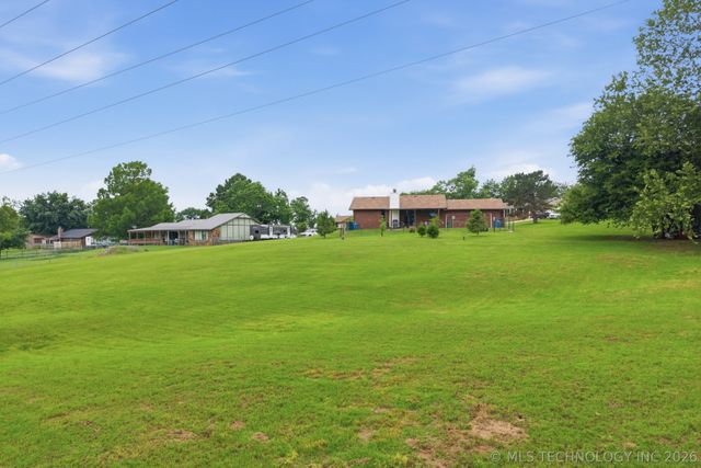 403 S 208th West Avenue, Sand Springs, OK 74063
