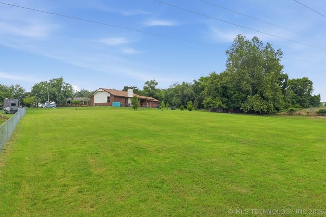 403 S 208th West Avenue, Sand Springs, OK 74063