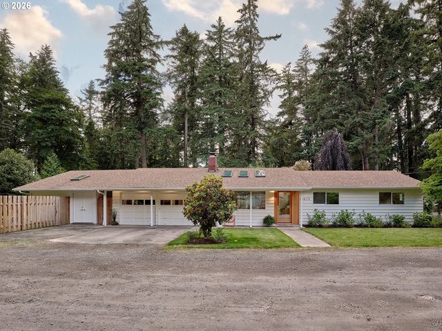 16625 ASTOR Ave, Lake Oswego, OR 97035