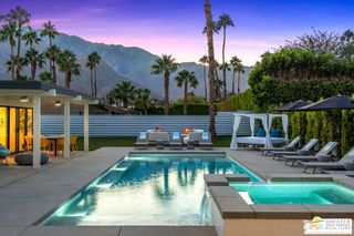 888 E El Conquistador, Palm Springs, CA 92262