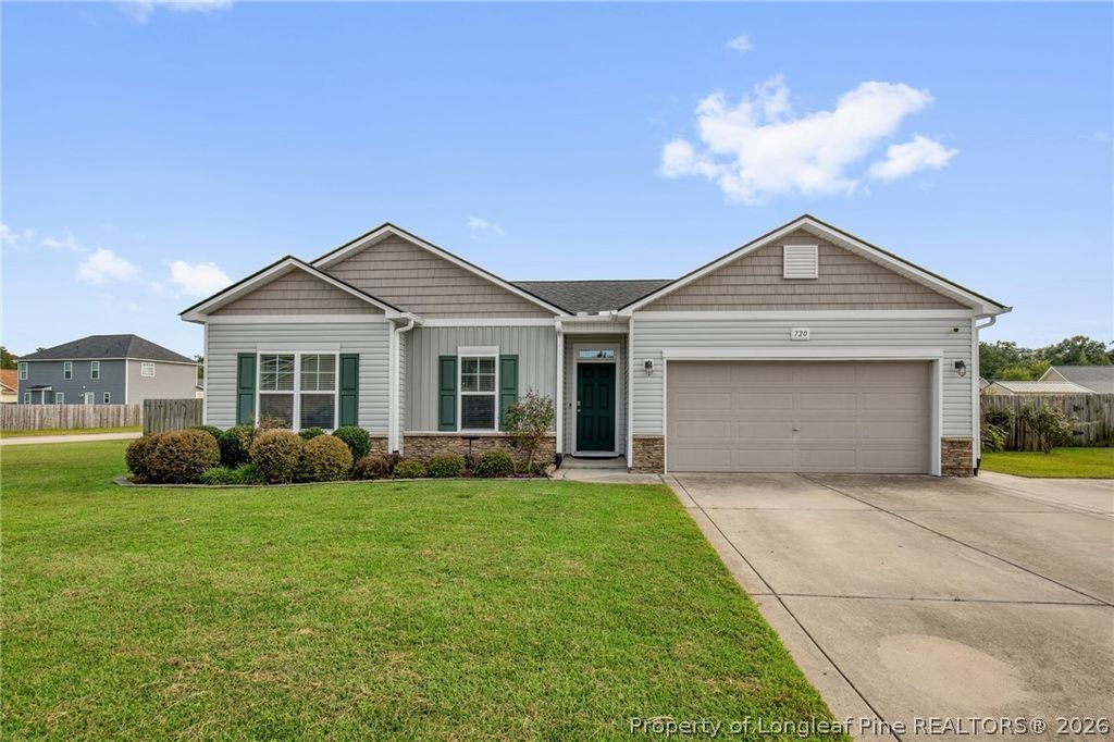 720 Broad Drive, Raeford, NC 28376 — exterior
