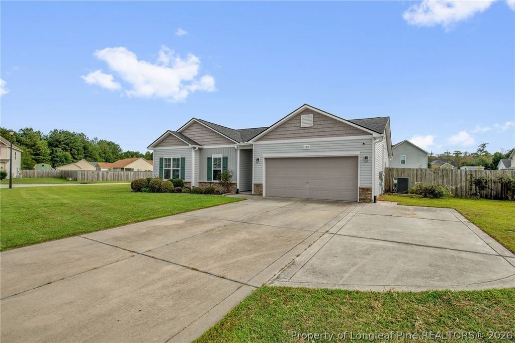 720 Broad Drive, Raeford, NC 28376 — photo 4