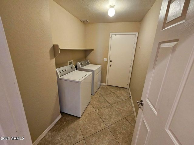 16804 N 20th Street, Phoenix, AZ 85022