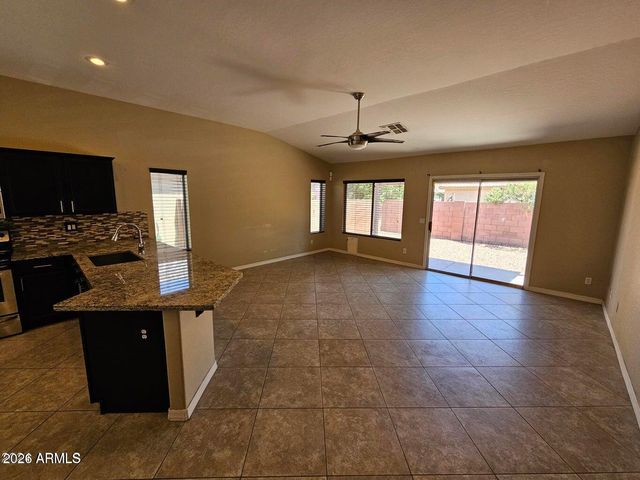 16804 N 20th Street, Phoenix, AZ 85022
