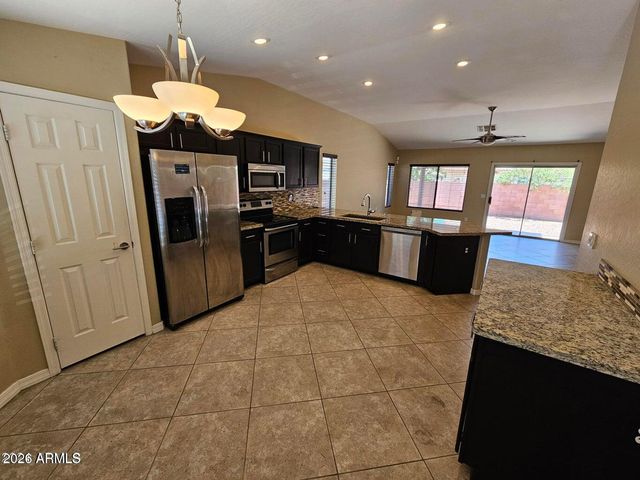 16804 N 20th Street, Phoenix, AZ 85022