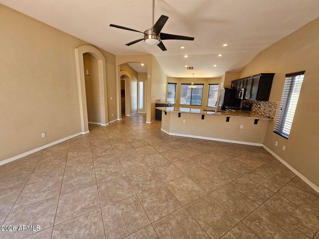 16804 N 20th Street, Phoenix, AZ 85022